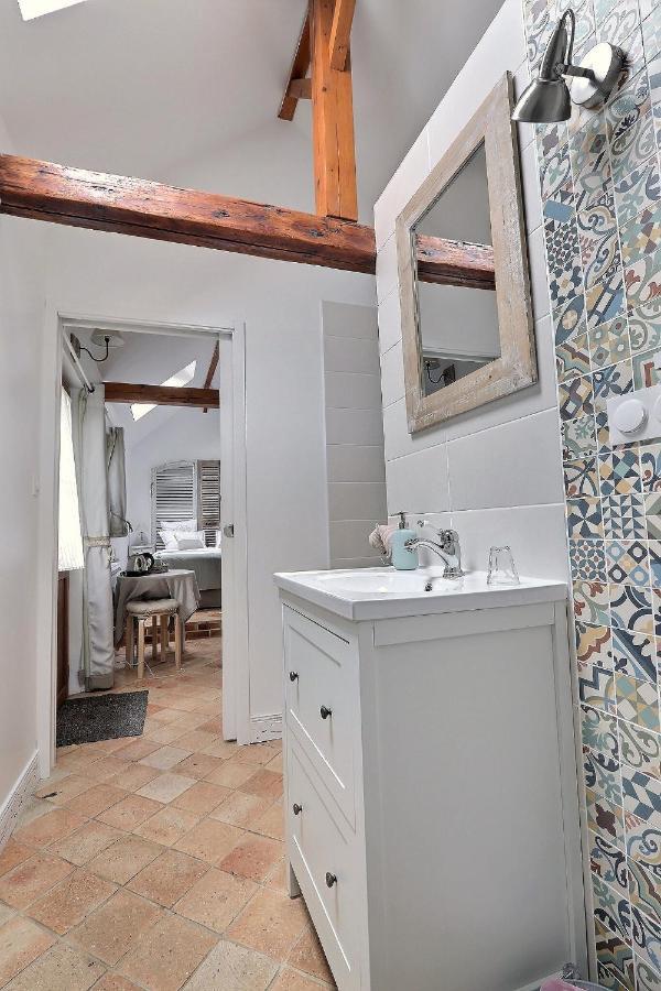ボーヴェ La Parenthese Epicurienne Bed & Breakfast エクステリア 写真