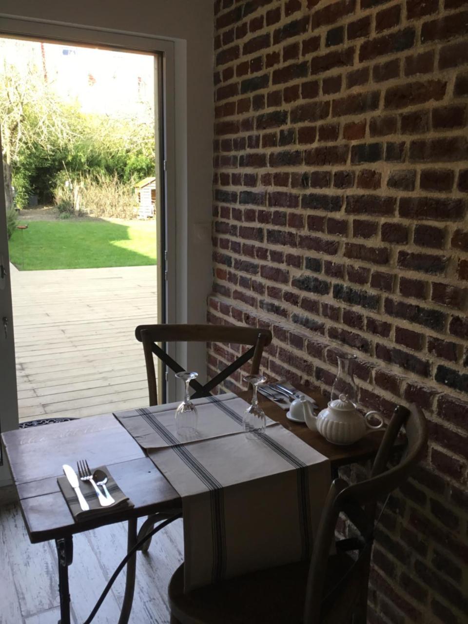 ボーヴェ La Parenthese Epicurienne Bed & Breakfast エクステリア 写真